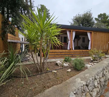 Mobilna kućica 70 m od mora – Kamp Soline, Biograd na Moru