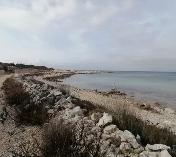 ZEMLJIŠTE, ŠPORTSKO-REKREATIVNA ZONA, PRVI RED DO MORA, PAG - KOLAN - cover