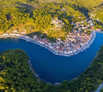 Novigrad, Zadar - Građevinsko zemljište s projektom vile - cover