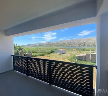 APARTMANI U NOVOGRADNJI S POGLEDOM NA MORE, MIRNA I TIHA POZICIJA!! PAG - cover