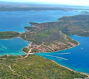 POLJOPRIVREDNO ZEMLJIŠTE, ODLIČNA POZICIJA! 80 m OD MORA, NEVIĐANE - PAŠMAN - cover