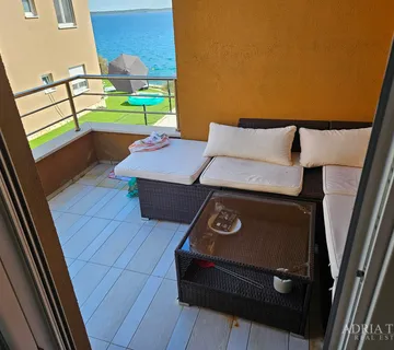 APARTMAN S PREKRASNIM POGLEDOM NA MORE, 15 m OD MORA - RTINA, BENIĆI - cover