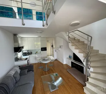 Proljetna Akcija!! Apartman U Prvom Redu Do Mora S Prekrasnim Pogledom - Pag, Povljana