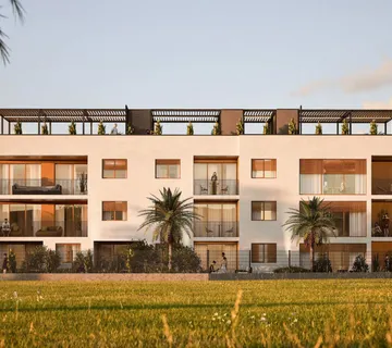 Luksuzni apartman s krovnom terasom - Nin, Zadar
