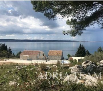 VILA S BAZENOM, 60 m OD MORA, NOVOGRADNJA - STARIGRAD - cover