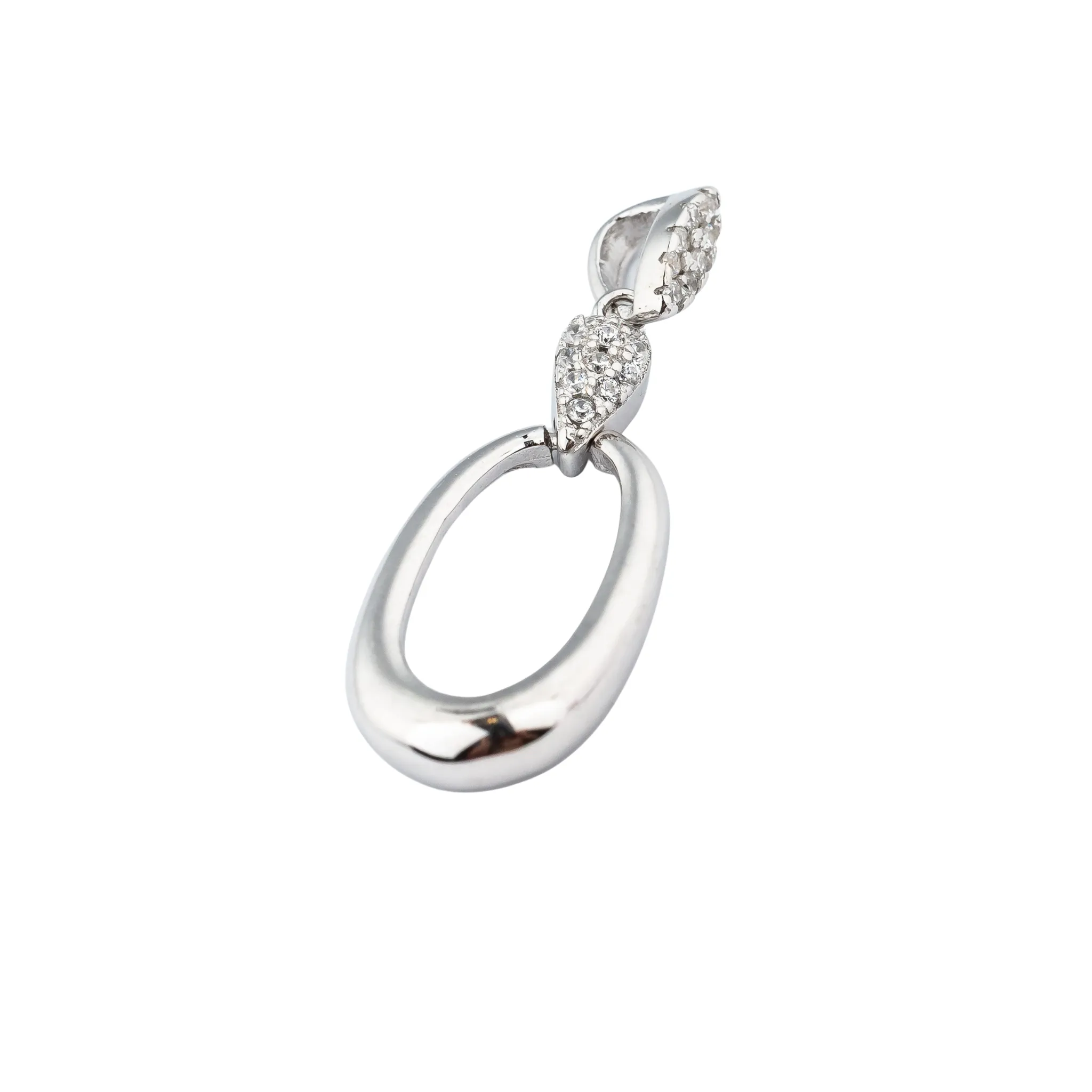 Srebrni privjesak Kendra - cover