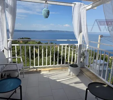 Podgora kompletno uređena kuća 132 m2 trajni pogled na more i otoke! - Podgora, Podgora