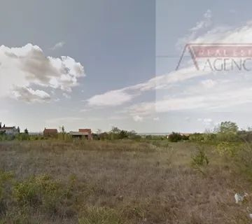 Zadar Vrsi građevinsko zemljište 1151 m2 - novo u ponudi - cover