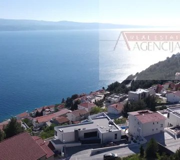 Omiš Čelina 498 m2 građevinsko zemljište - otvoren pogled na more - cover