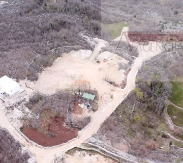 Zagvozd građevinsko zemljište 944 m2 odlična lokacija - cover