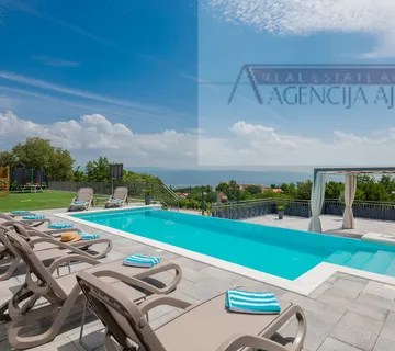 Imotski kuća za odmor 338 m2 + bazen 40 m2 - novo u ponudi - cover