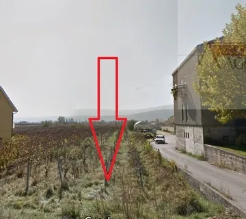 Imotski Vinjani Donji 800 m2 građevinsko + 11100 m2 poljoprivredno - Imotski, Imotski