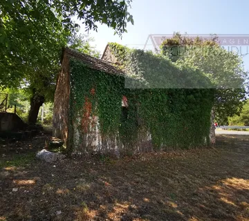 Imotski kamena kuća sa okućnicom Kamenmost - cover