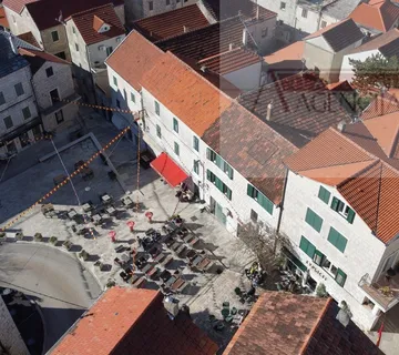 Kamena kuća Imotski - centar 173 m2 - sniženo! - cover