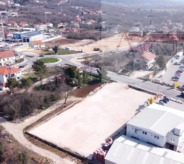 Imotski najam građevinskog zemljišta 2149 m2 - TOP lokacija - dugoročno - cover