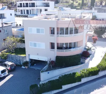 Villa s panoramskim pogledom na more – Bast, Baška voda 500 m2 - TOP - cover