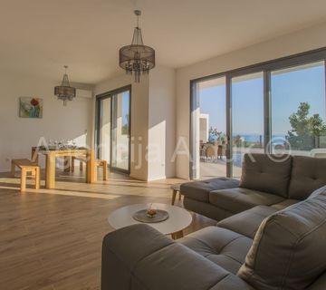 Makarska luksuzna vila 350 m2  - pogled na more - ekskluziva - cover