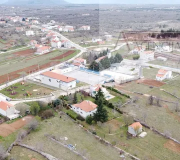 Cista Provo građevinsko zemljište 963 m2 novo u ponudi - Cista Provo, Cista provo