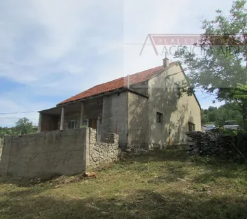 Imotski Vinjani Donji tri legalizirana objekta sa zemljištem - cover