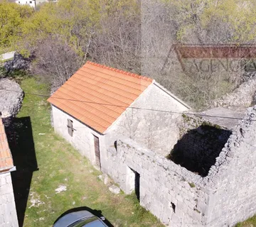 Imotski - Mrnjavci kamena kuća 68 m2 + okućnica - cover