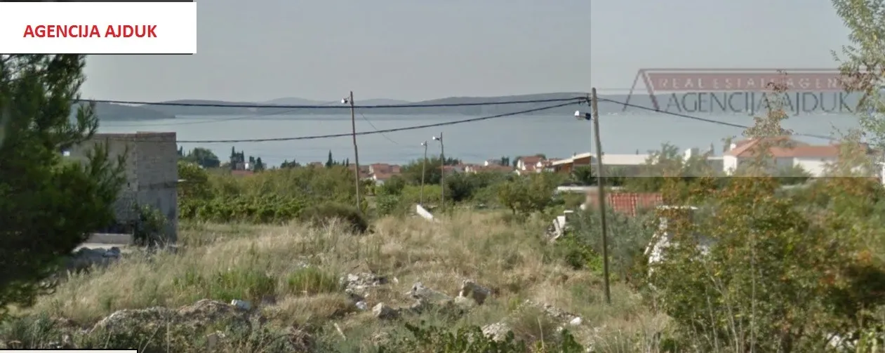 Kaštel Kambelovac, građevinsko zemljište 1332 m2 M1 - cover