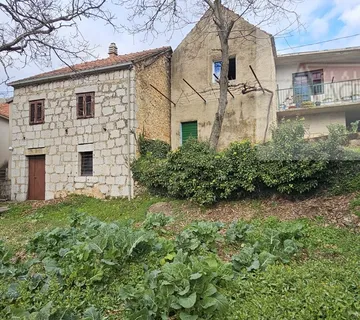 Imotski Berinovac dvije kuće 134 m2 + dvorište - cover