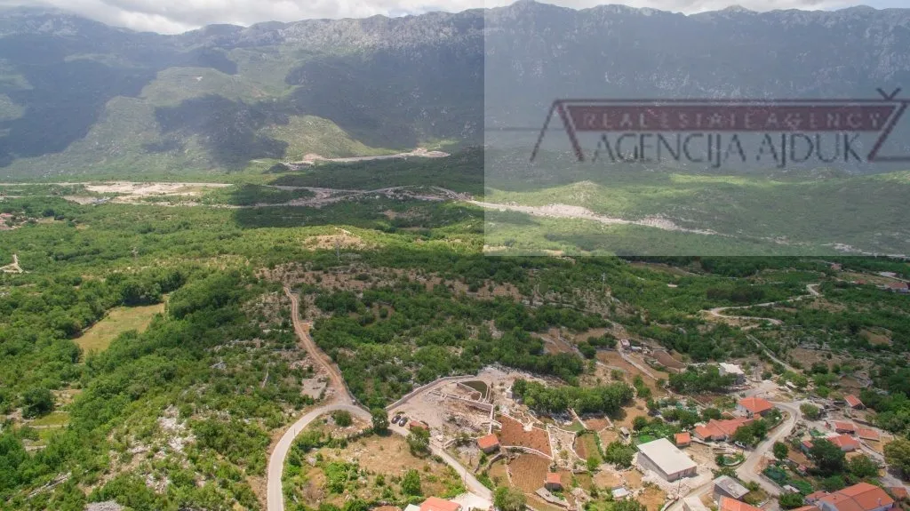 Imotski - Zagvozd vrhunsko građevinsko zemljište - cover