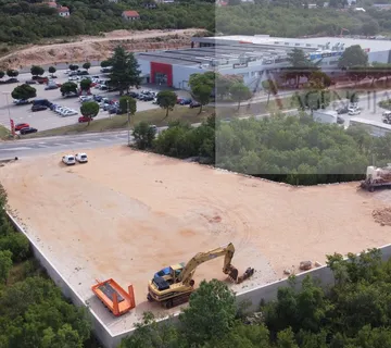 Imotski najam građevinskog zemljišta 4000 m2 - NOVO!!! - Imotski, Imotski