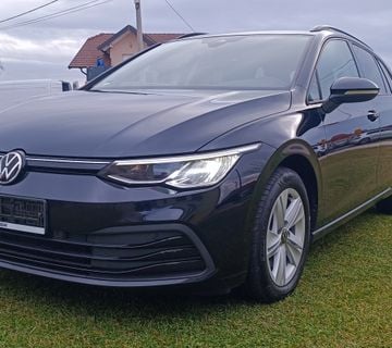 VW Golf 8 Variant 2.0 TDI - cover