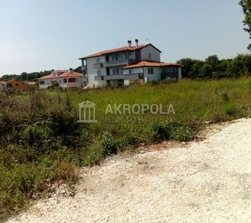 Istra, Ližnjan na prodaju građevinsko zemljište 1800 m2. - cover