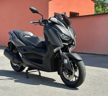 Yamaha X-MAX 300, 2018 god. - cover