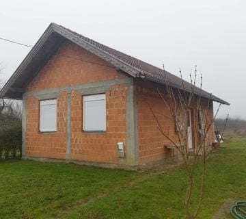 Prodaja ili najam kuće - cover