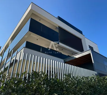 Grad Krk, dvoetažni luksuzan stan sa pogledom na more!! ID 283  - cover