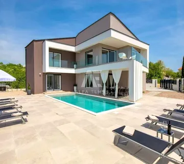 Vrbnik, okolica, luksuzna moderna vila sa bazenom! Namješteno! - cover