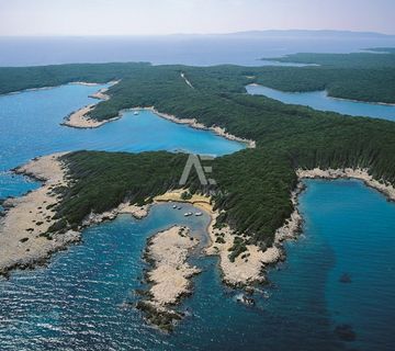 Otok Cres, poljoprivredno od 43.120m2 zemljište prvi red do mora!  ID 601 - cover