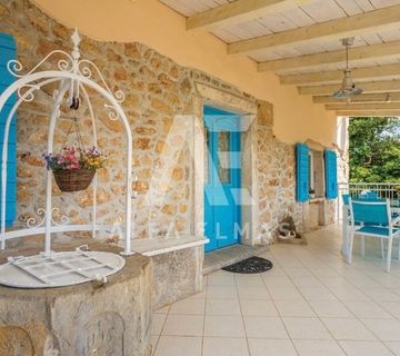 Šilo, okolica, rustikalna dvojna kuća 2000m od mora! ID 382 - cover