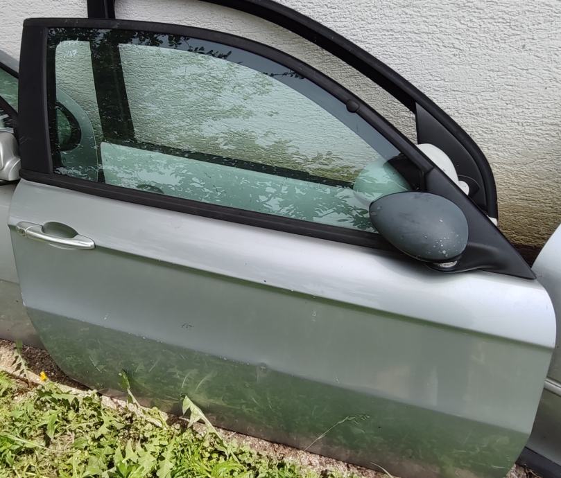 alfa-romeo-147-prednja-desna-vrata-slika-220157097