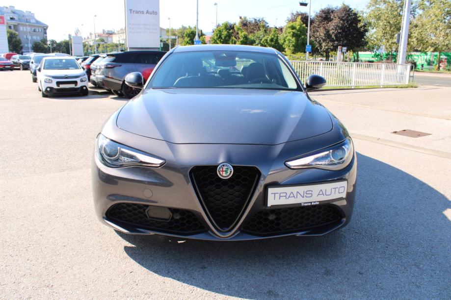 alfa-romeo-giulia-2.2-mjt-super-automatik-navigacija-kamera-xenon-slika-214988433