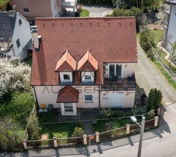 Prostrana kuća 4S+2DB+okućnica u mirnoj zoni – Bukovac Maksimir - cover