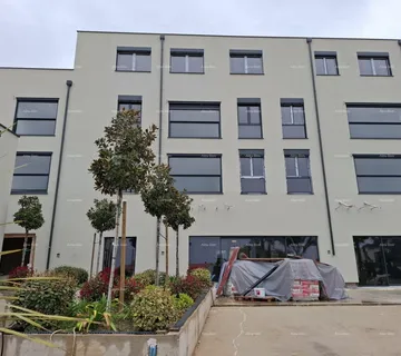 Stan Prodaja stanova u novom poslovno - stambenom projektu, Poreč, C208