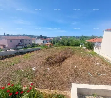 Građevinsko zemljište Prodaje se građevinsko zemljište u Banjolama