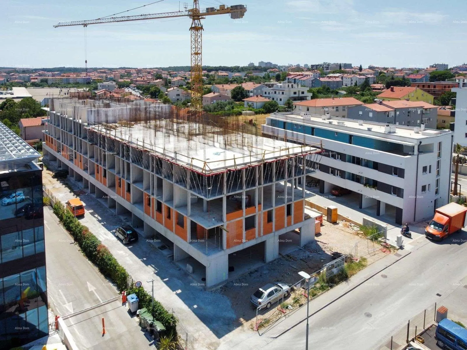 Stan Pula! Višestambena, moderna zgrada s liftom, blizu centra. S43 - cover