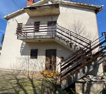 Kuća Kuća u centru Marčane s 2 stana, konobom i radionom - cover