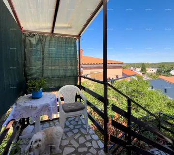 Stan Prodaje se stan u Banjolama – 81 m², blizina mora - Banjole, Medulin