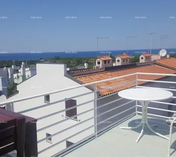 Stan Blizina Novigrada, moderan penthouse u Maredi!