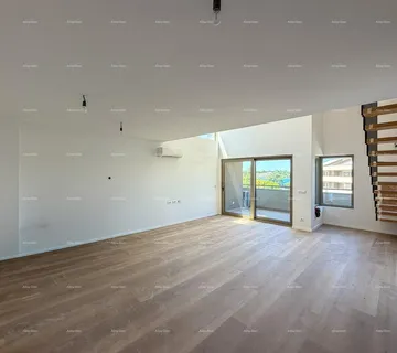 Stan DVOETAŽNI STAN U CENTRU POREČA
