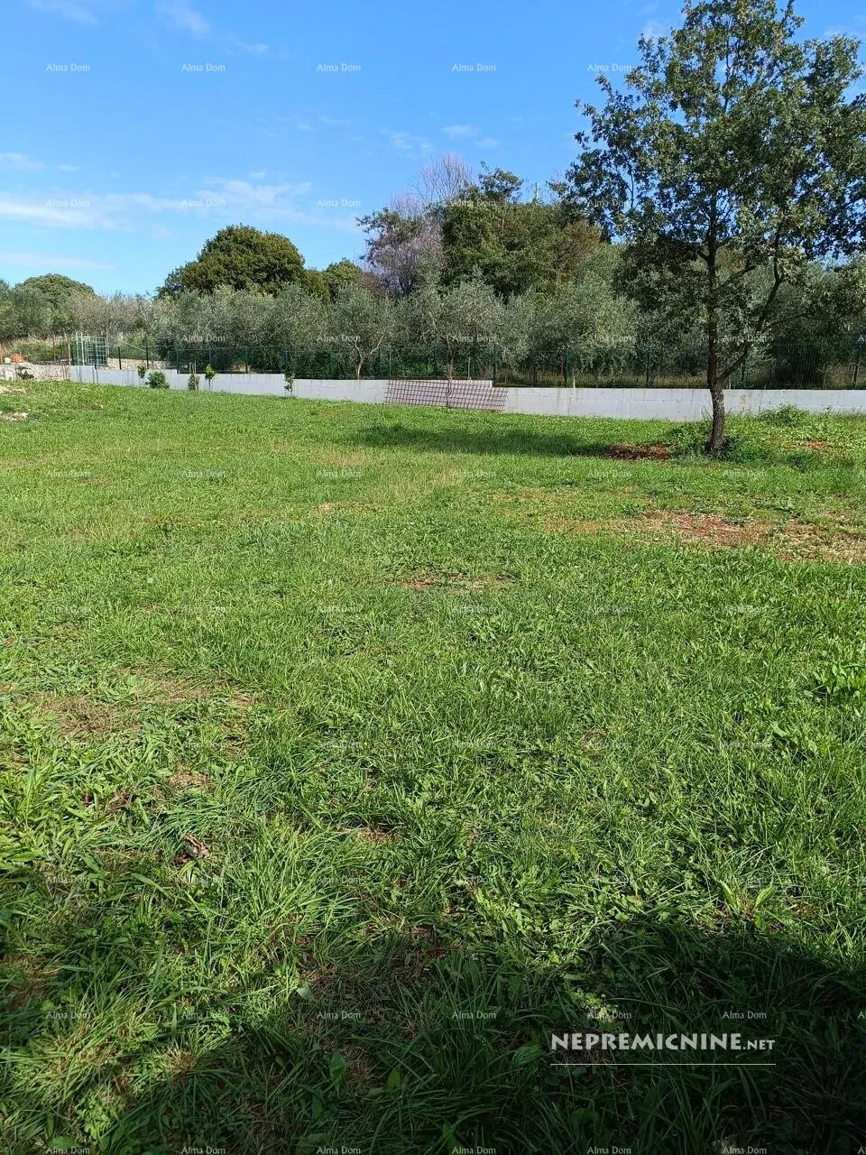 Građevinsko zemljište Kaštel – Građevinsko zemljište 800 m² s pogledom na more - cover