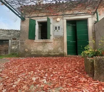 Kuća Rakalj, kamena kuća s 1.920 m² građevinskog zemljišta - cover