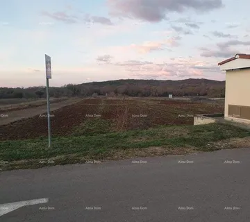 Građevinsko zemljište ROVINJ - Rovinjsko Selo Građevinsko zemljište na prodaju