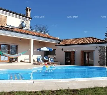 Kuća Prekrasna vila u Žminju. Prilika!!!